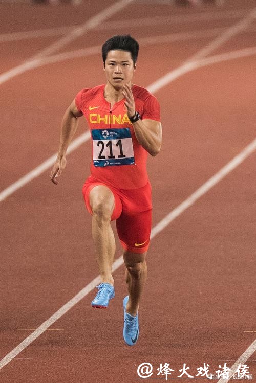 苏炳添的“三次转身”:从不轻言失败,火候足就会花开 苏炳添的“三次转身”:从不轻言失败,火候足就会花开